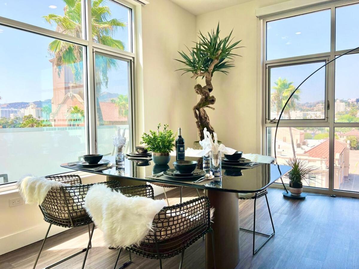 Penthouse 2 Bedroom With Hollywood Sign View! Appart hôtel Los Angeles